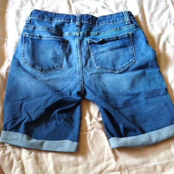 Blue jean shorts - Picture 3 of 3
